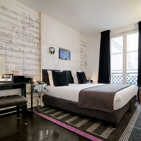 Le 123 Sebastopol - Astotel Отель