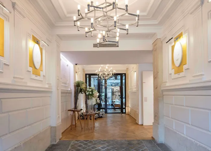 Le 123 Sebastopol - Astotel Otel