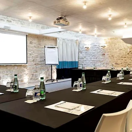 Le 123 Sebastopol - Astotel Hotell